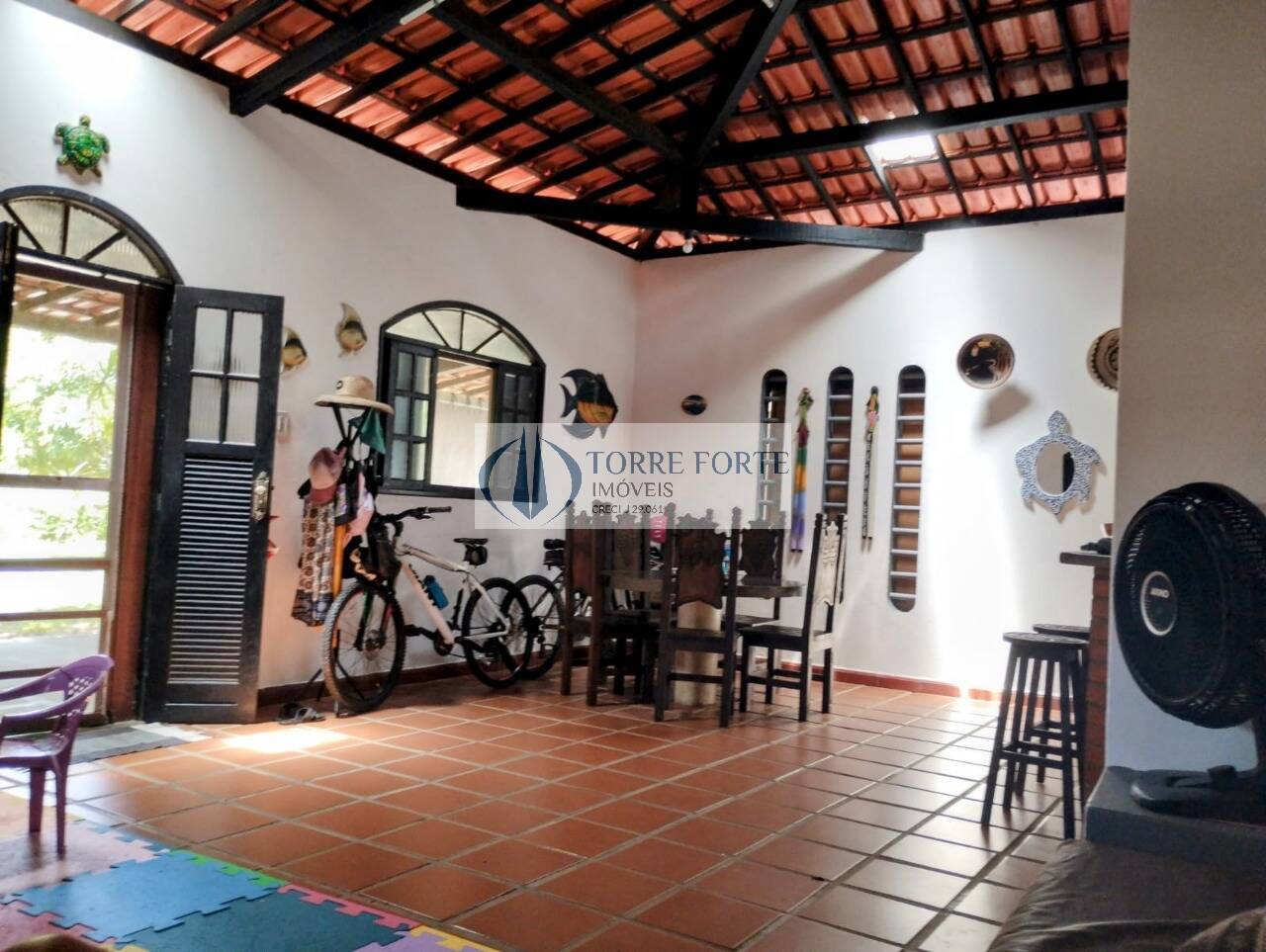 Casa à venda com 6 quartos, 1200m² - Foto 24