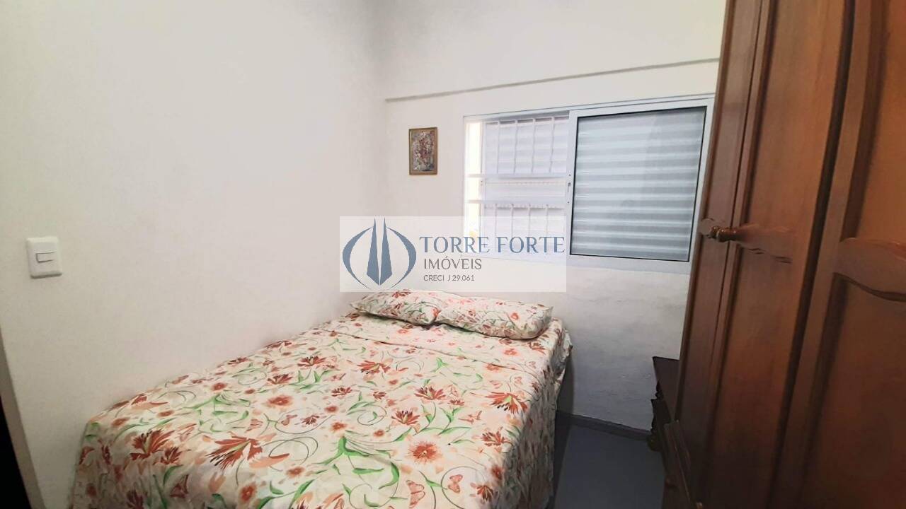 Casa à venda com 6 quartos, 1200m² - Foto 40