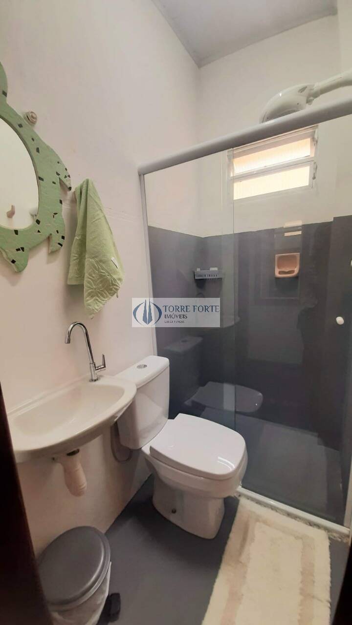 Casa à venda com 6 quartos, 1200m² - Foto 44