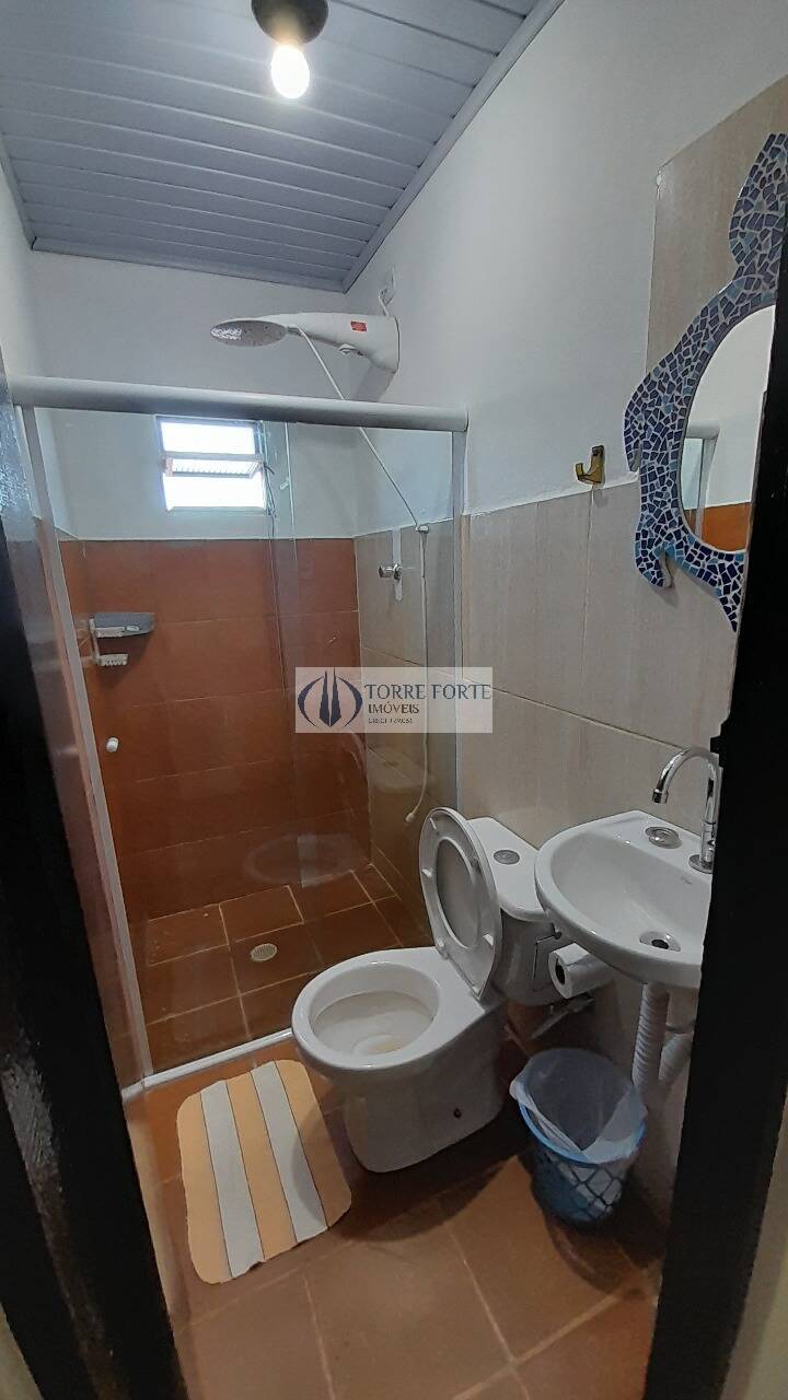 Casa à venda com 6 quartos, 1200m² - Foto 49