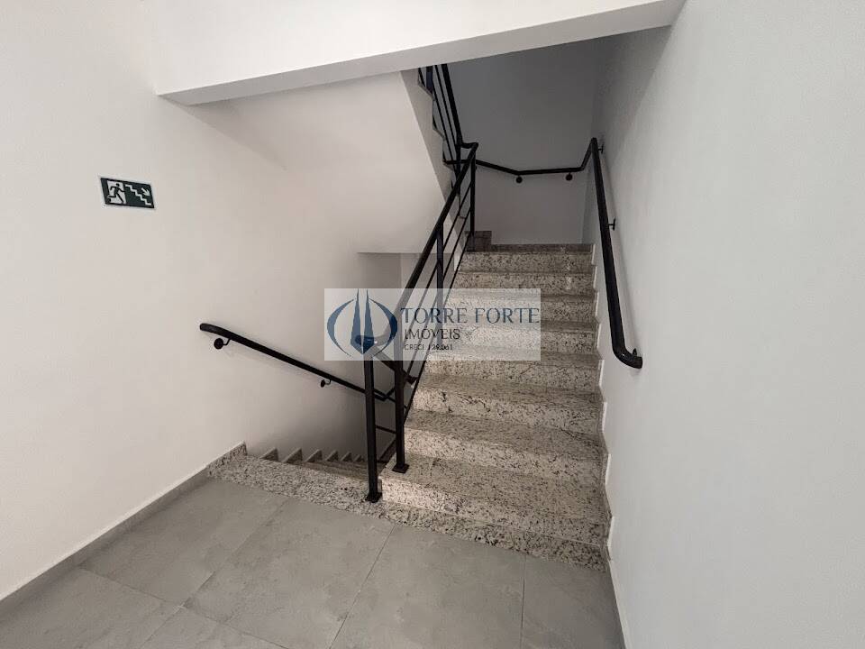 Apartamento à venda com 2 quartos, 35m² - Foto 19
