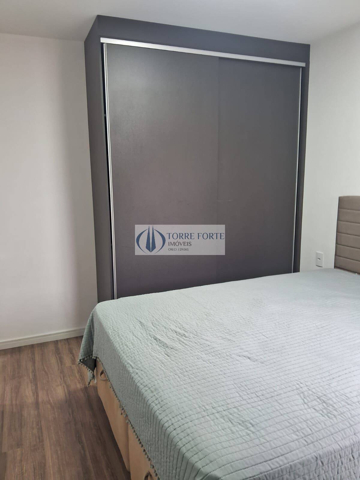 Apartamento à venda com 2 quartos, 66m² - Foto 12