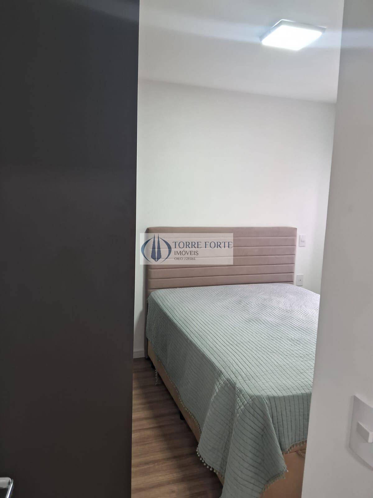 Apartamento à venda com 2 quartos, 66m² - Foto 15