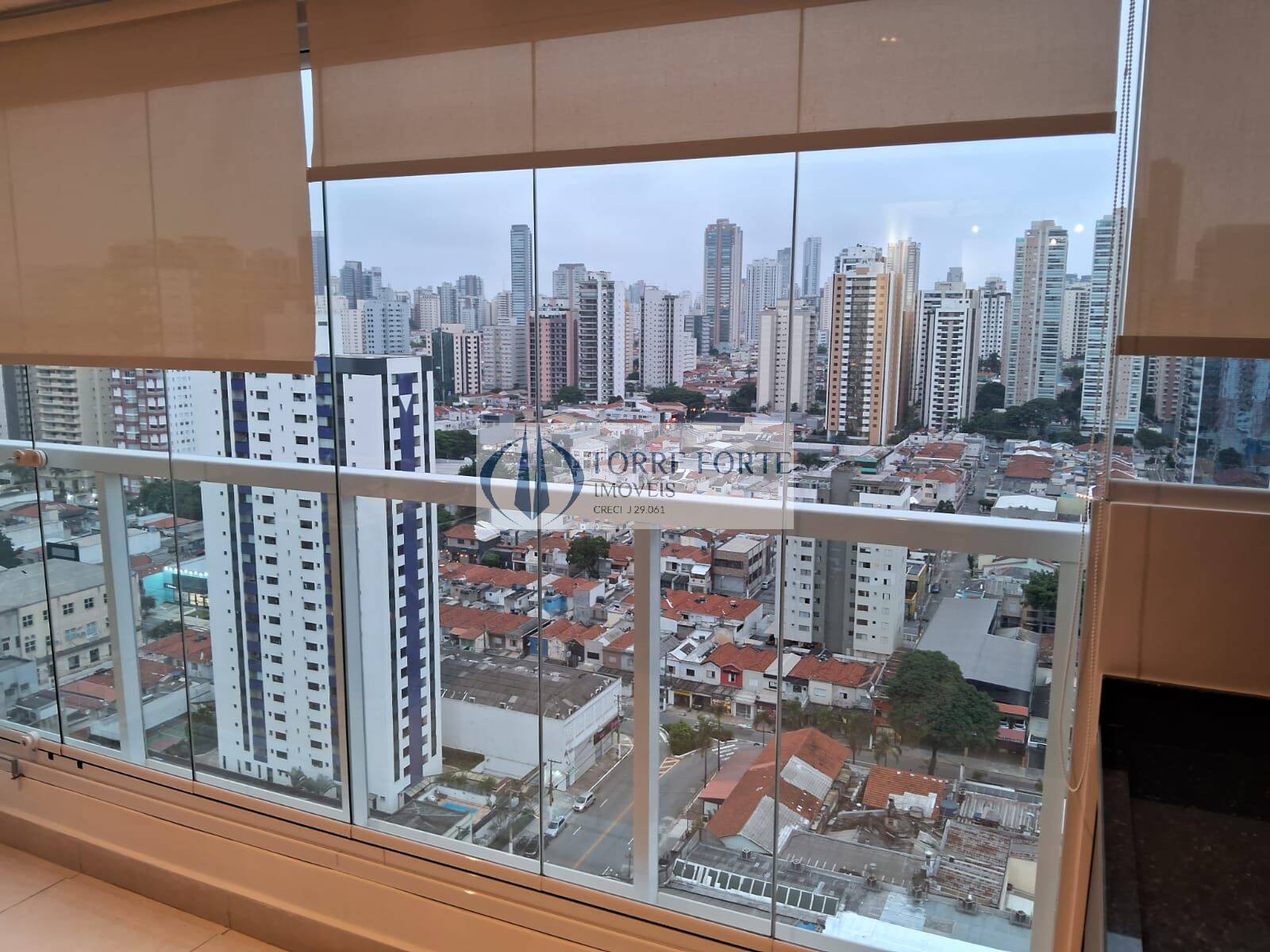 Apartamento à venda com 2 quartos, 66m² - Foto 1