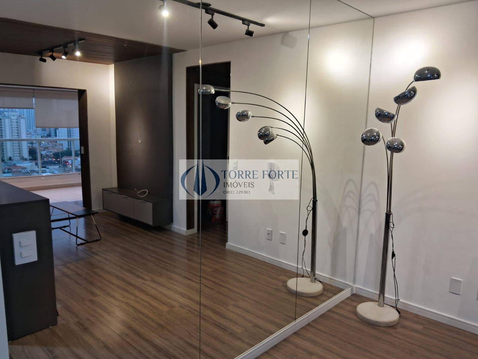 Apartamento à venda com 2 quartos, 66m² - Foto 23