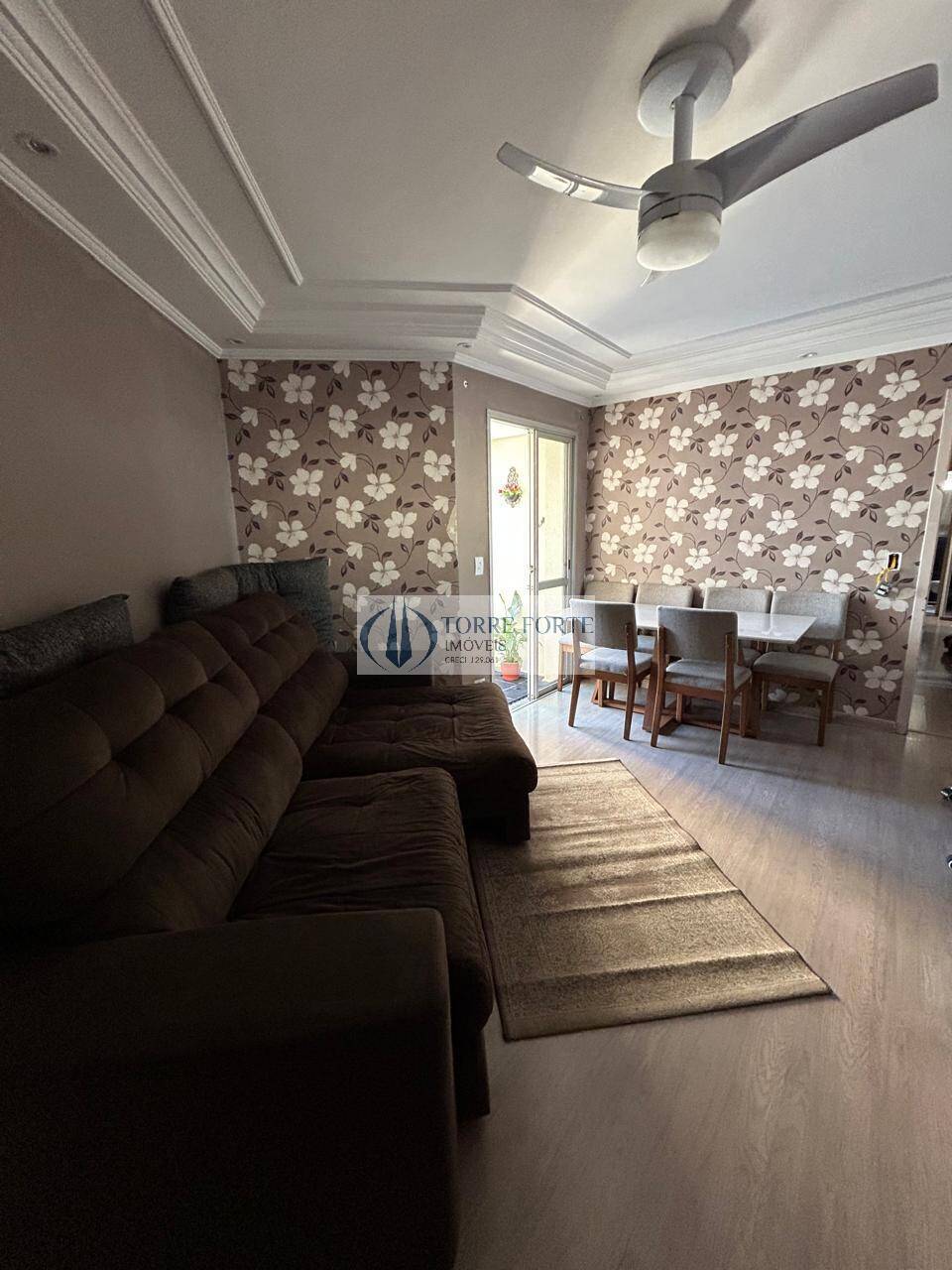 Apartamento à venda com 3 quartos, 68m² - Foto 2