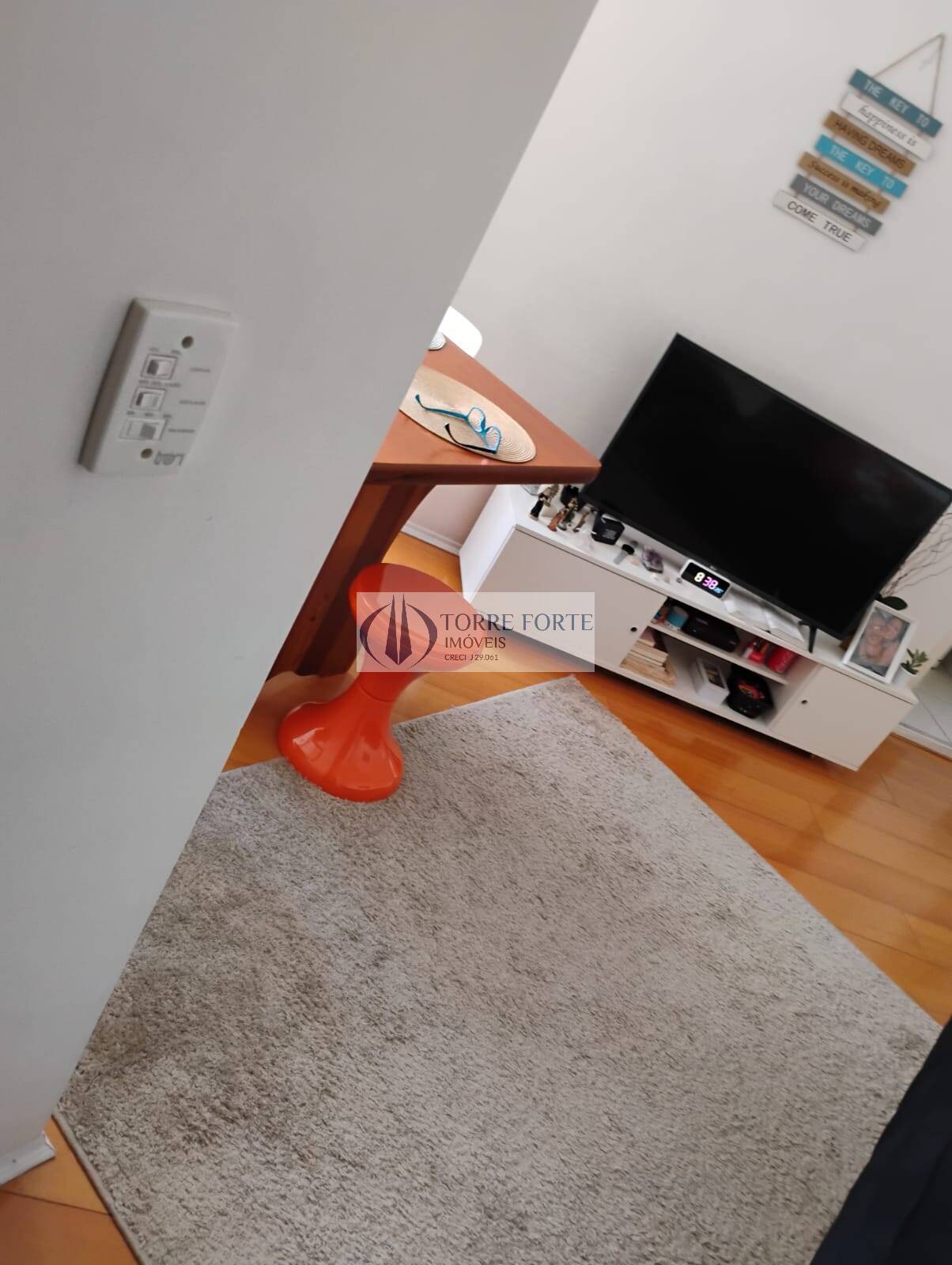 Apartamento à venda com 2 quartos, 45m² - Foto 2