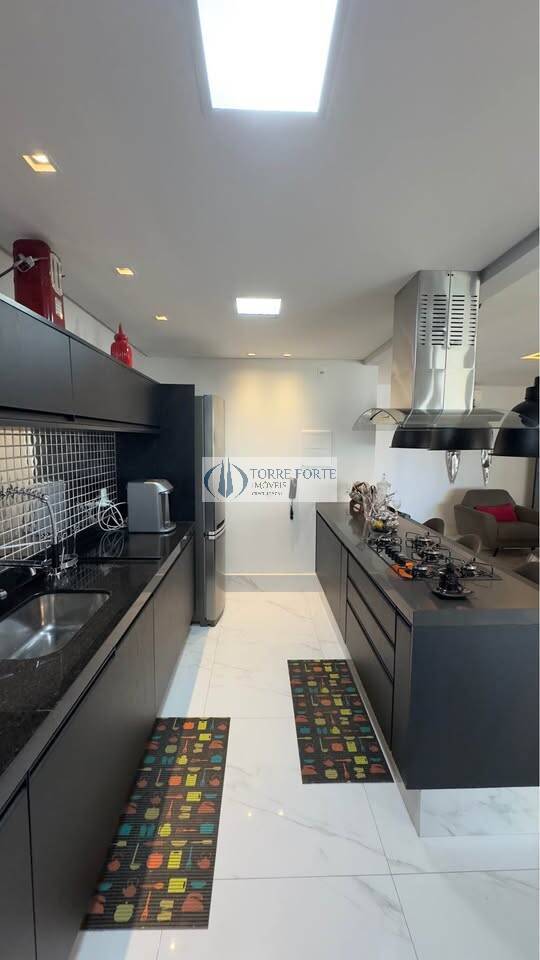 Apartamento à venda com 3 quartos, 131m² - Foto 5