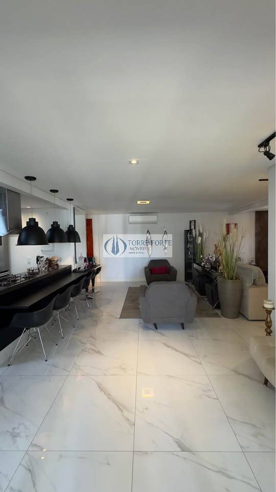 Apartamento à venda com 3 quartos, 131m² - Foto 16