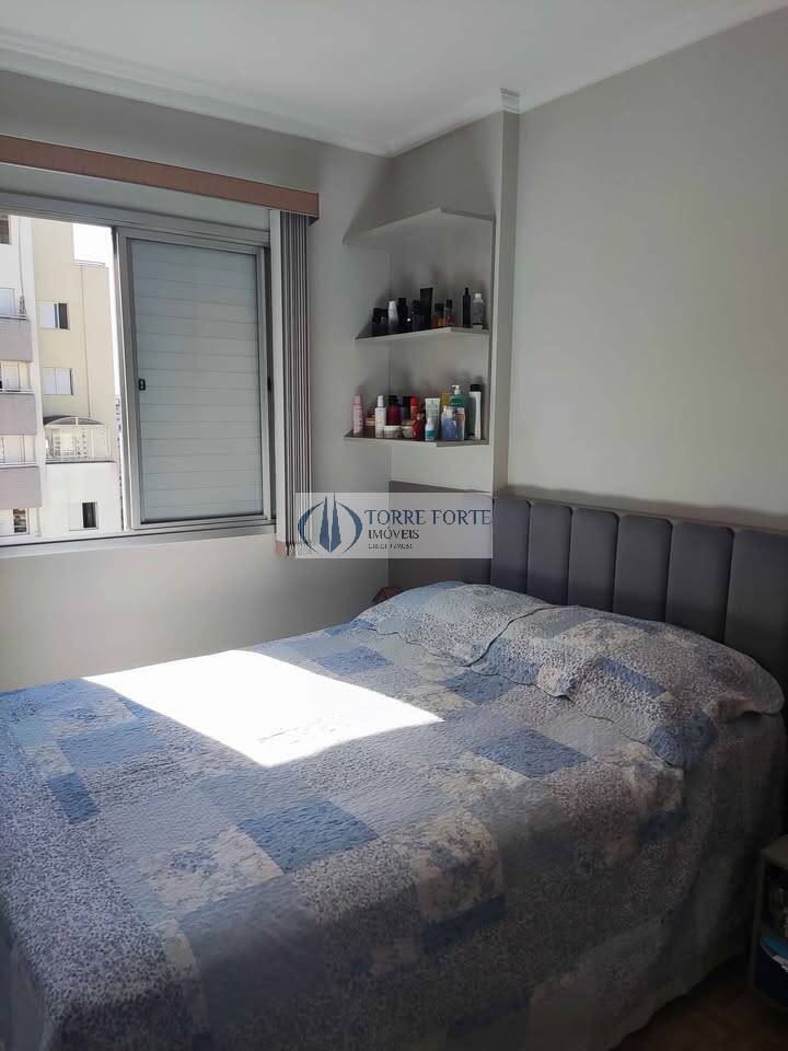 Apartamento à venda com 3 quartos, 131m² - Foto 5