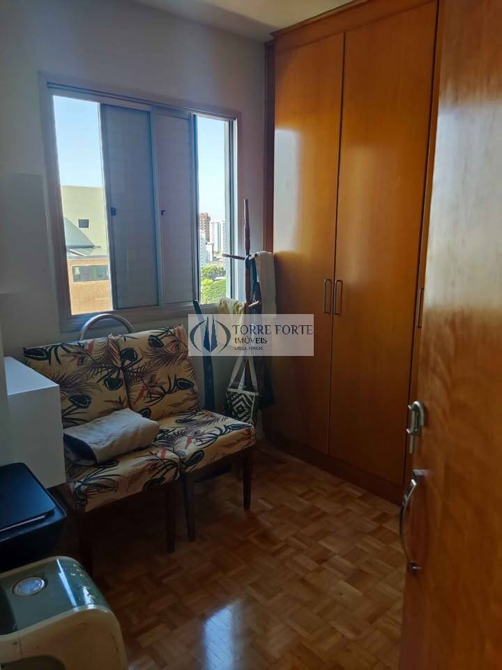Apartamento à venda com 3 quartos, 131m² - Foto 6