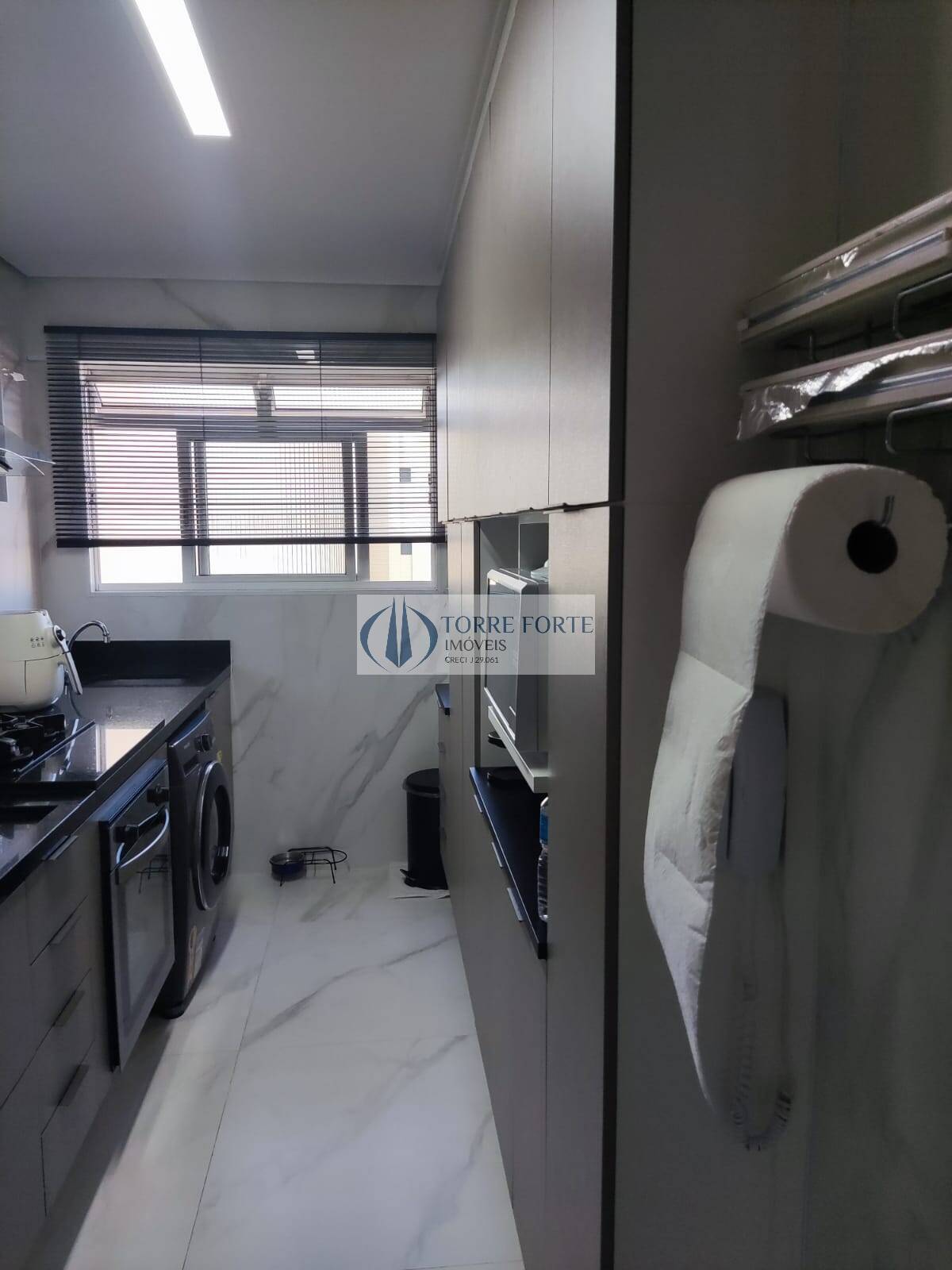 Apartamento à venda com 3 quartos, 131m² - Foto 8