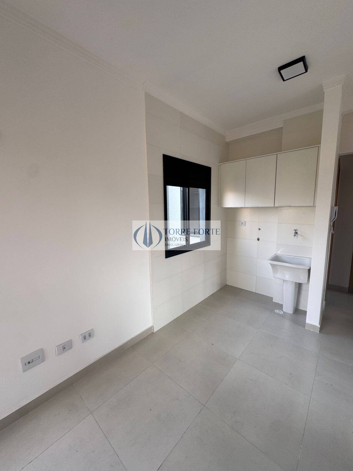 Apartamento à venda com 2 quartos, 35m² - Foto 3