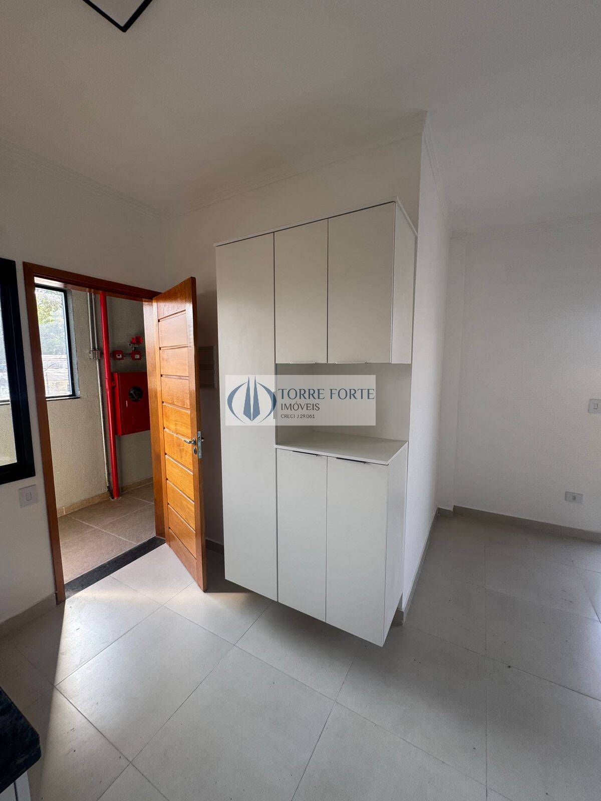 Apartamento à venda com 2 quartos, 35m² - Foto 2