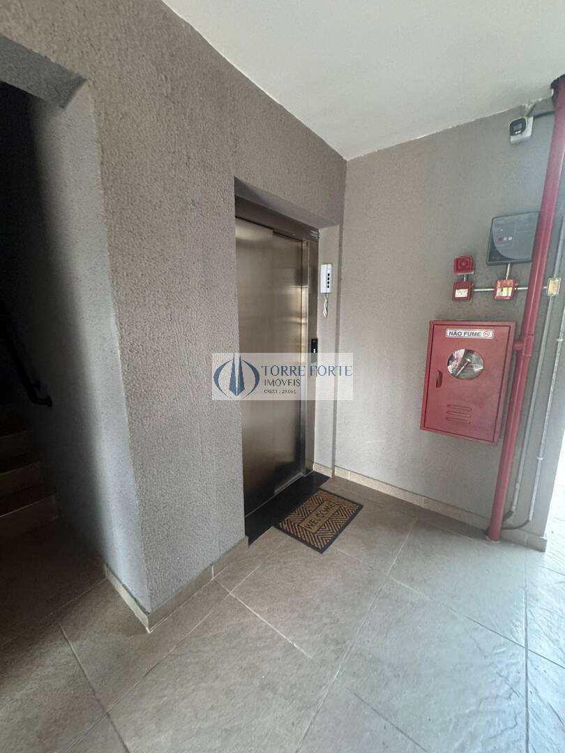 Apartamento à venda com 2 quartos, 35m² - Foto 12