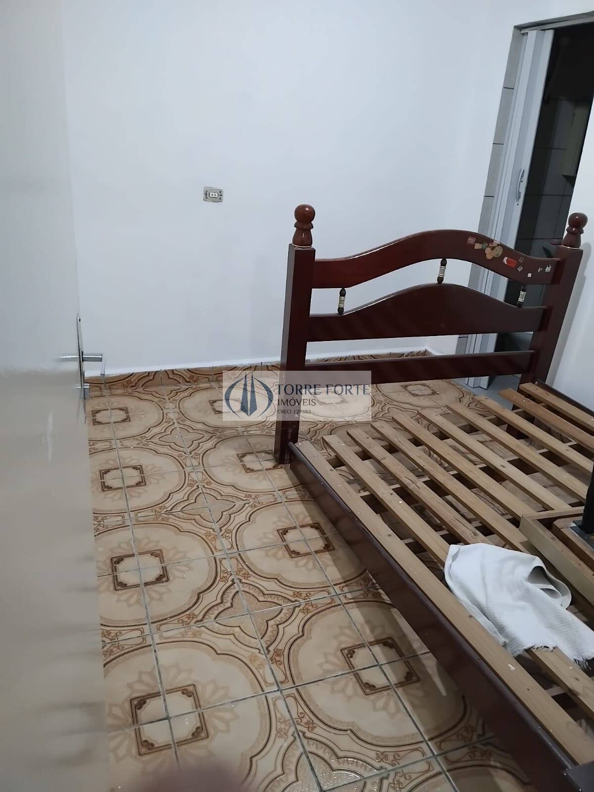 Casa à venda com 3 quartos, 144m² - Foto 5
