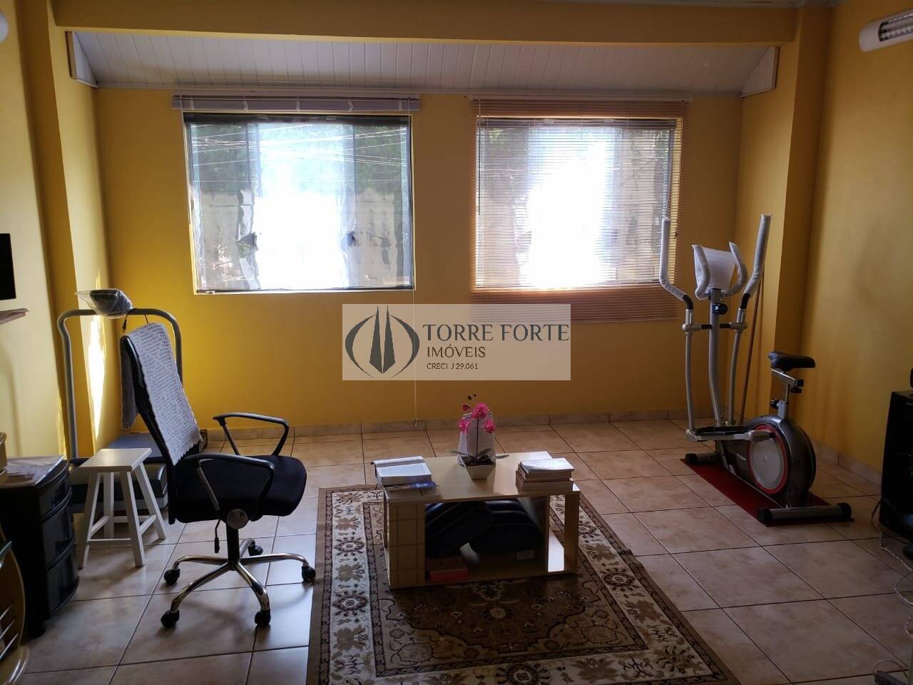Casa à venda com 2 quartos, 198m² - Foto 4