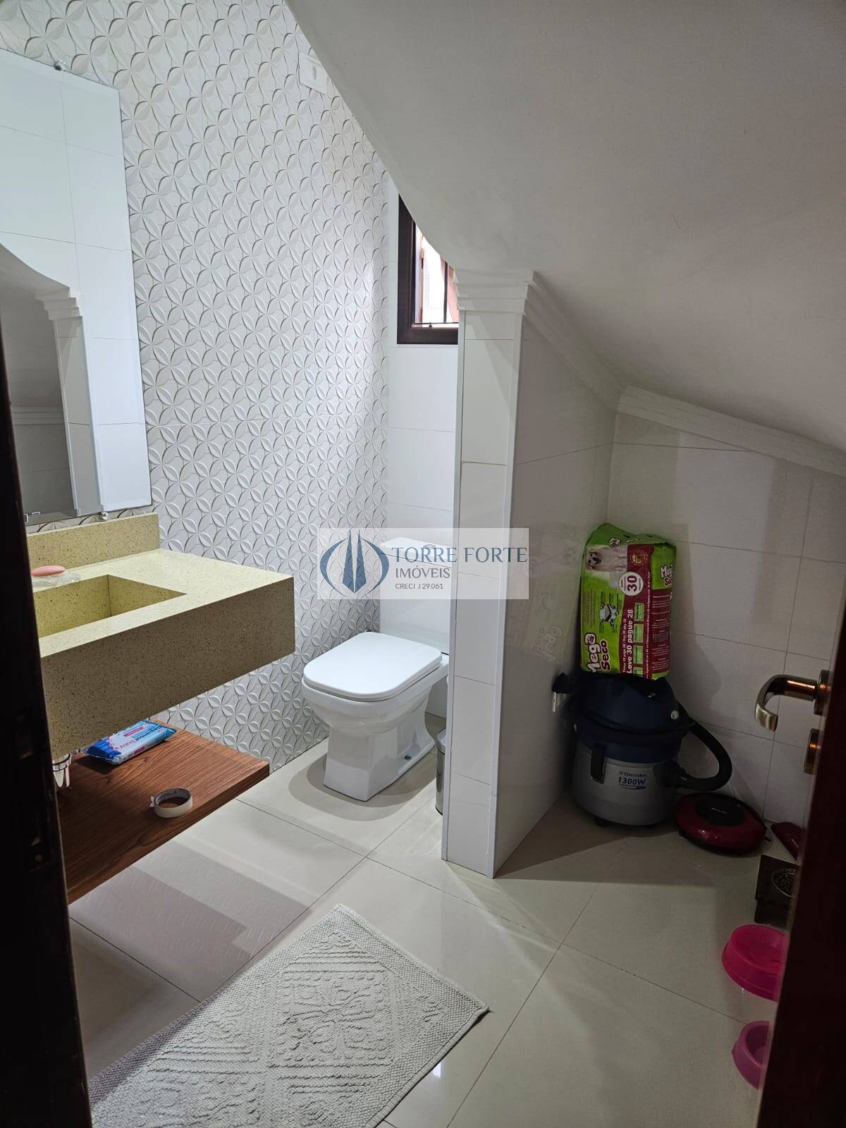 Casa à venda com 3 quartos, 200m² - Foto 7