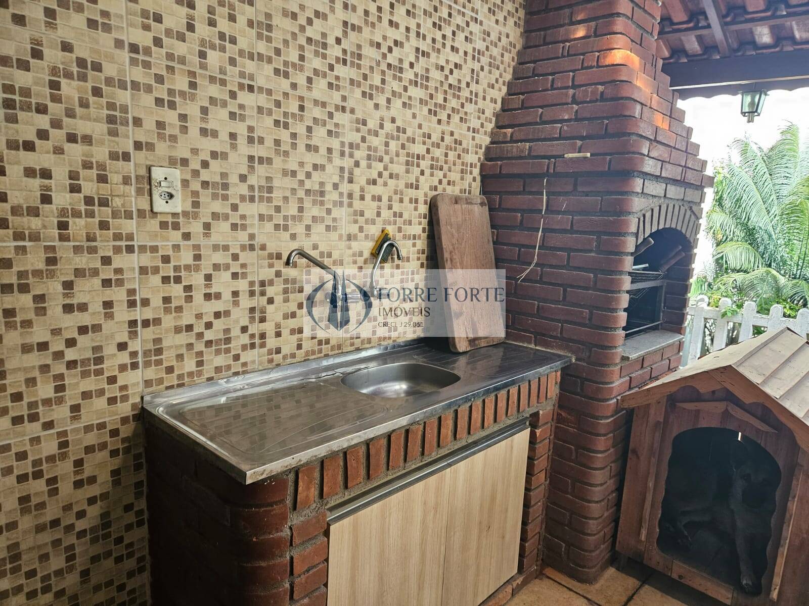 Casa à venda com 3 quartos, 200m² - Foto 9