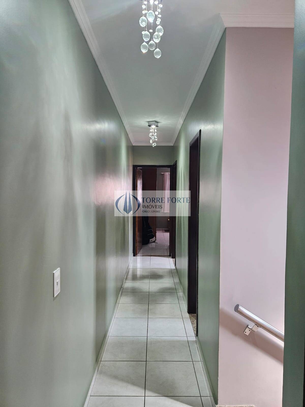 Casa à venda com 3 quartos, 200m² - Foto 24
