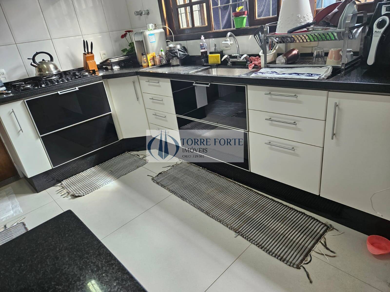 Casa à venda com 3 quartos, 200m² - Foto 26