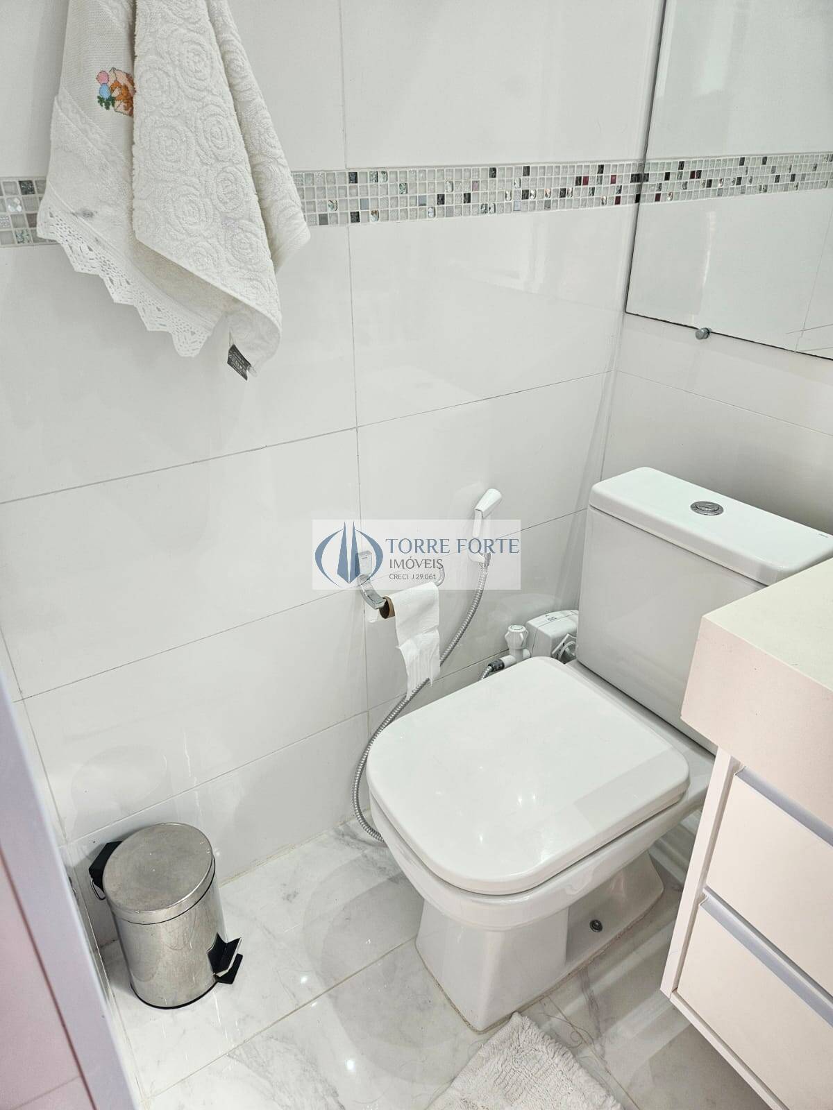 Casa à venda com 3 quartos, 200m² - Foto 36