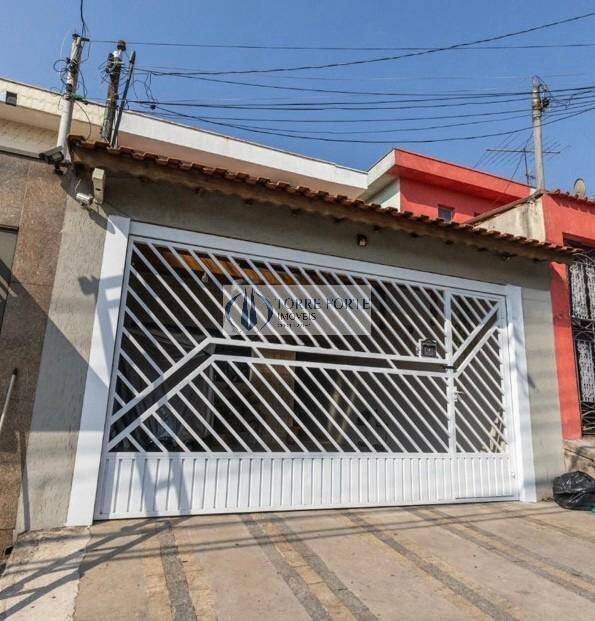 Sobrado à venda com 3 quartos, 148m² - Foto 1