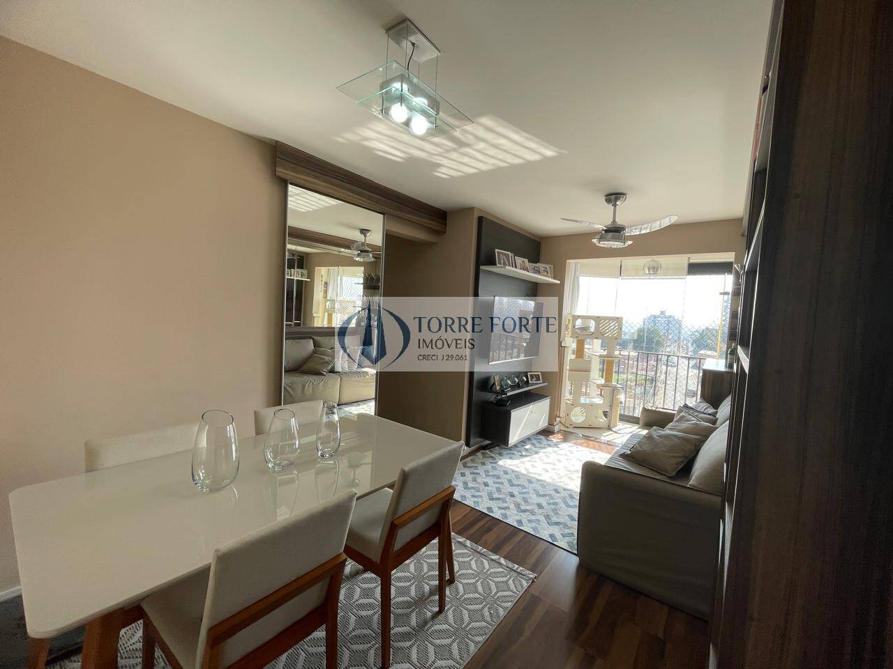 Apartamento à venda com 3 quartos, 69m² - Foto 2