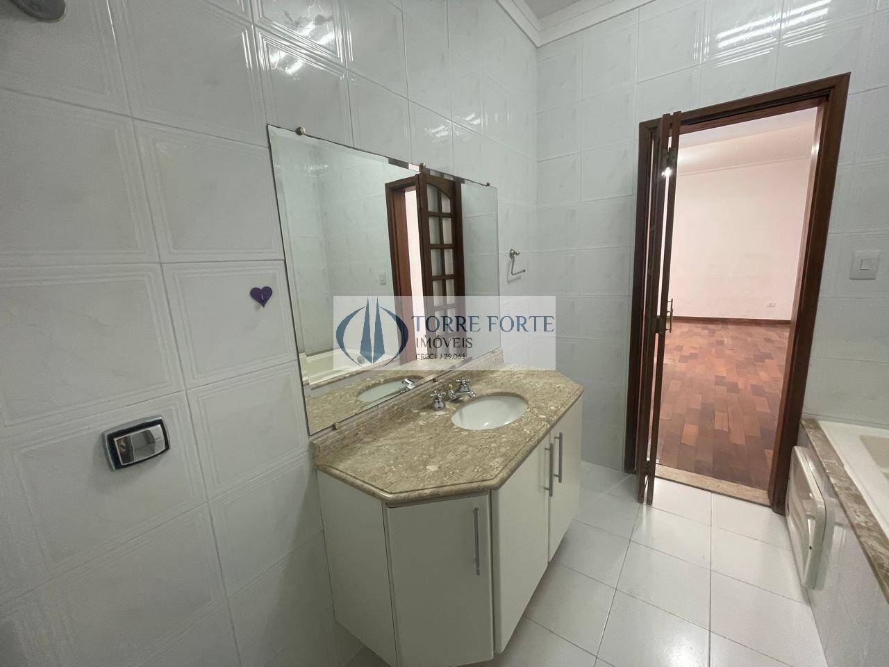 Casa, 3 quartos, 210 m² - Foto 30