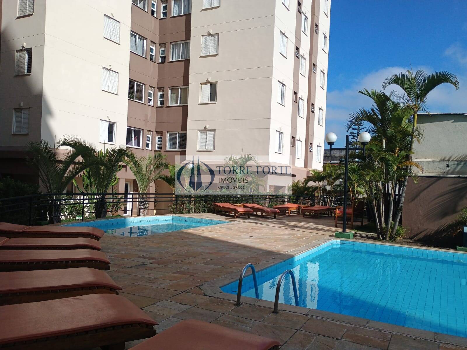 Apartamento à venda com 3 quartos, 60m² - Foto 13