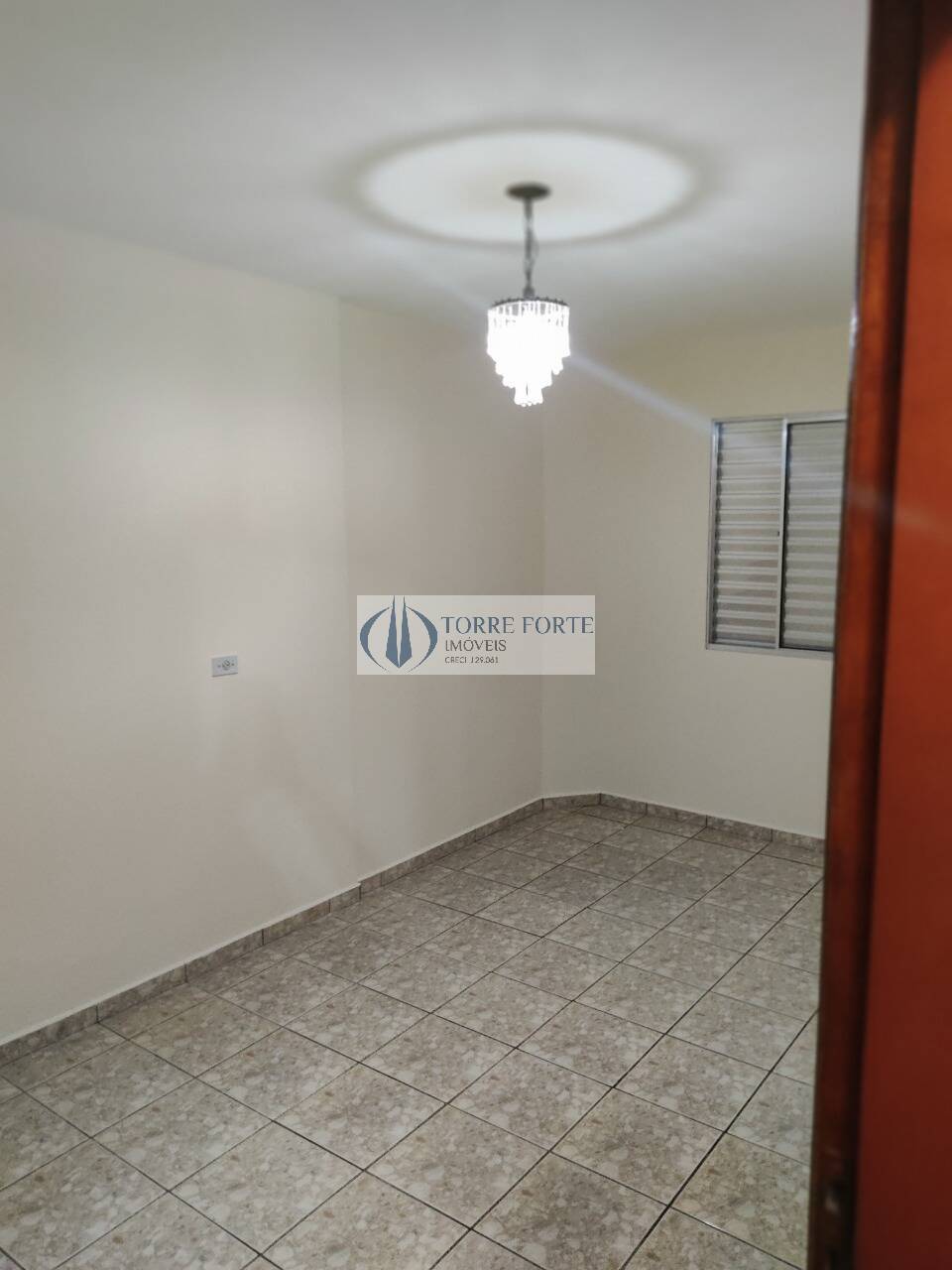 Casa à venda com 4 quartos, 180m² - Foto 7