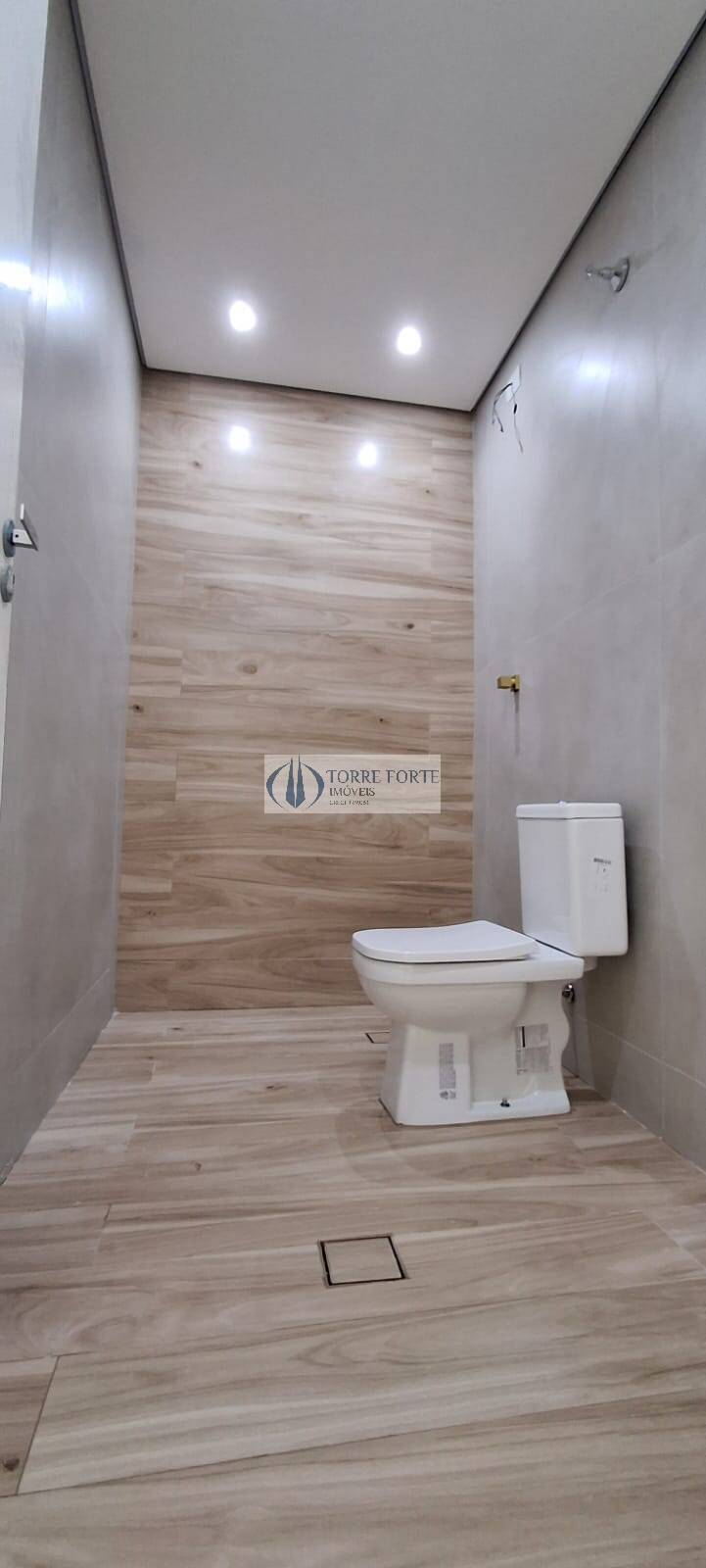 Prédio Inteiro para alugar, 90m² - Foto 17