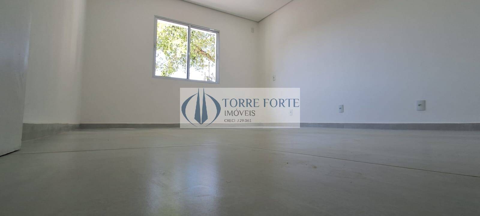 Prédio Inteiro para alugar, 90m² - Foto 2