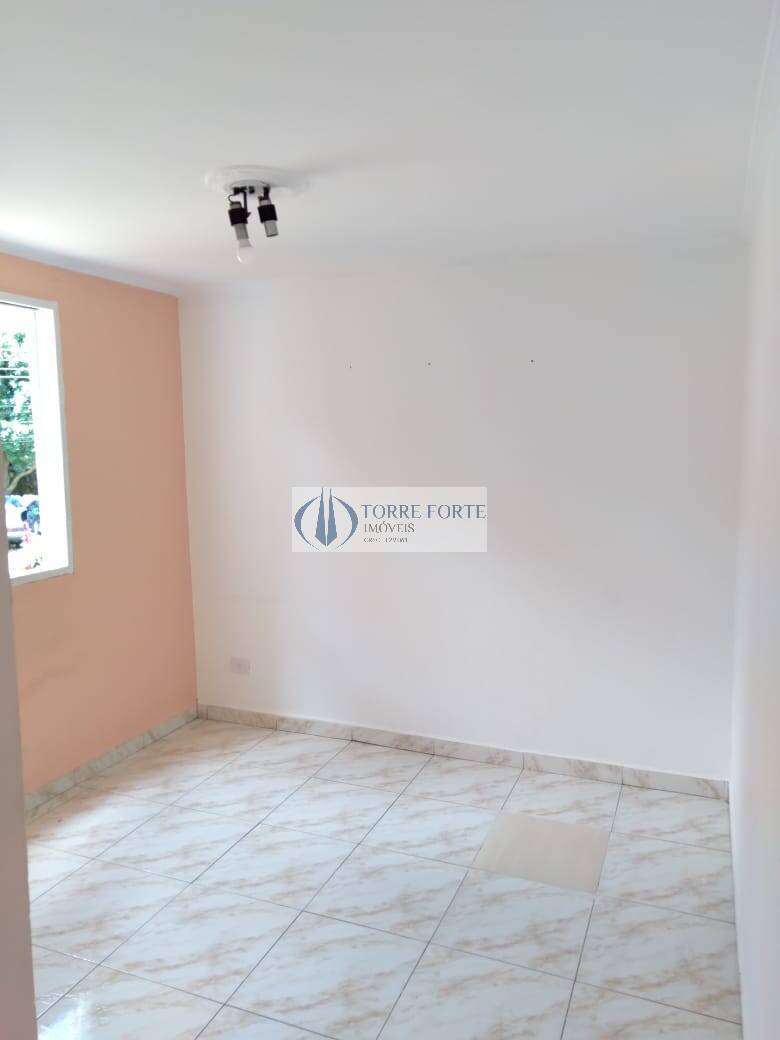 Apartamento à venda com 2 quartos, 44m² - Foto 10