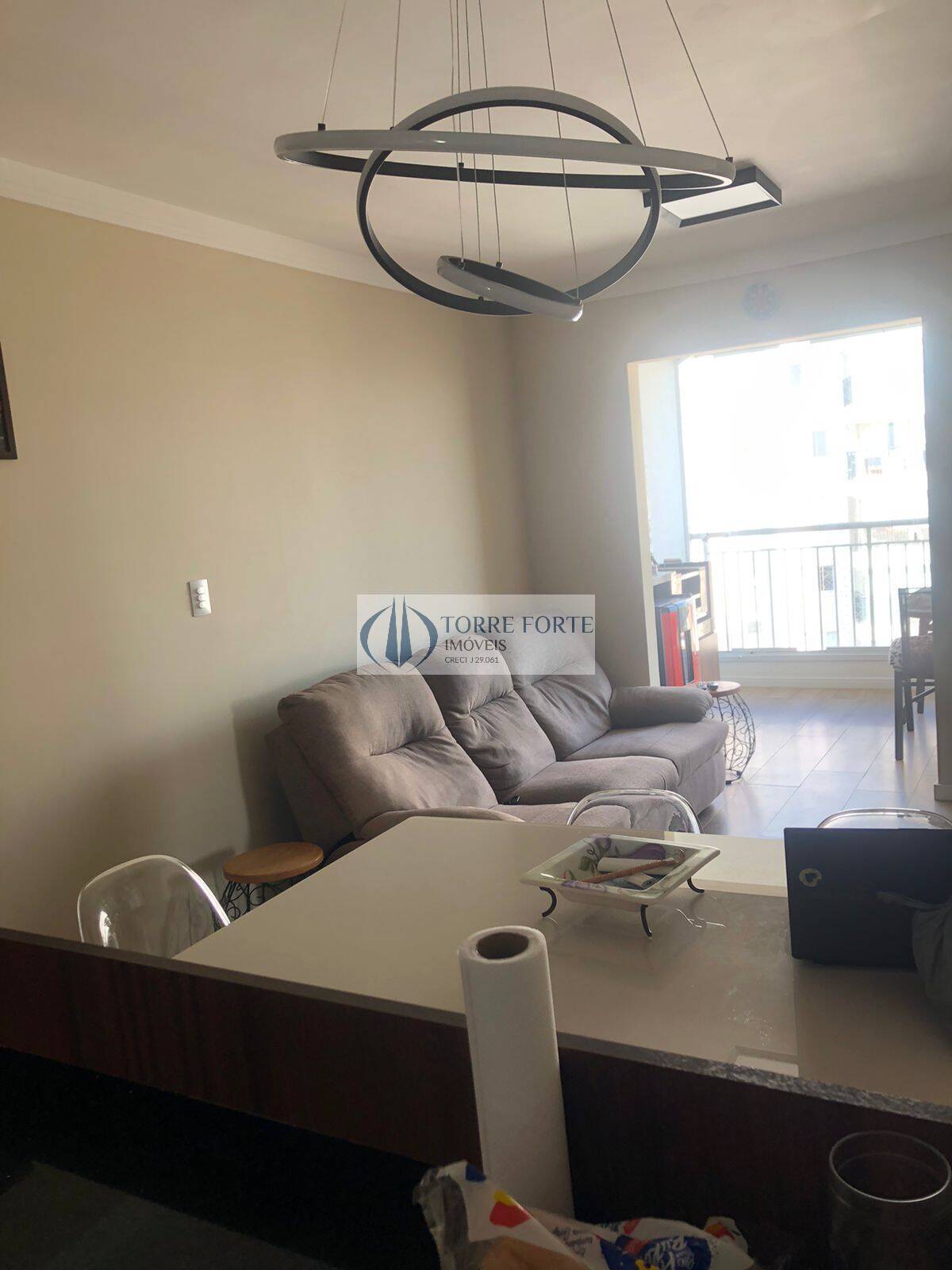 Apartamento à venda com 3 quartos, 64m² - Foto 2