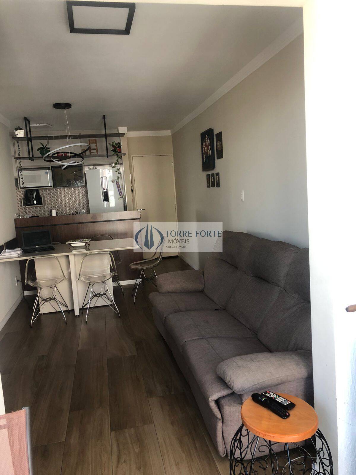 Apartamento à venda com 3 quartos, 64m² - Foto 3