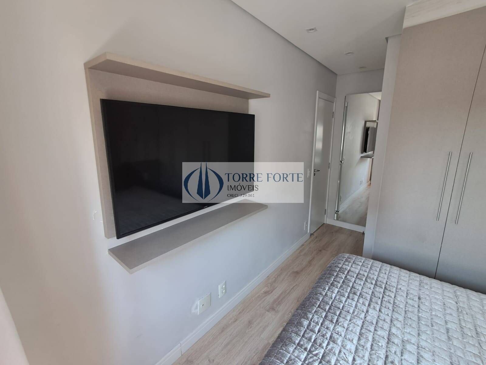 Apartamento à venda com 2 quartos, 63m² - Foto 13