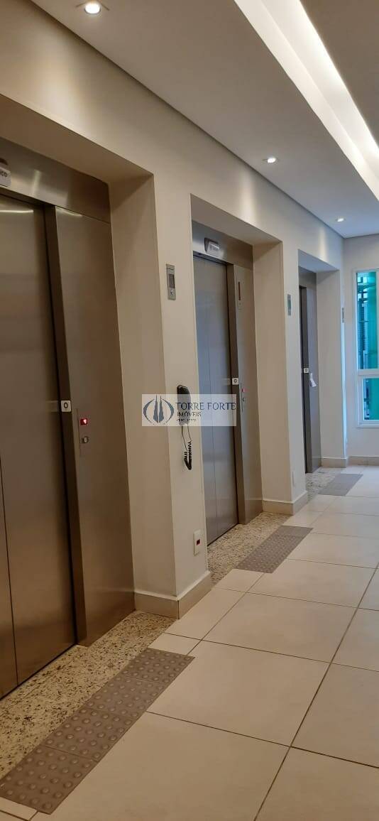 Apartamento à venda com 1 quarto, 33m² - Foto 18
