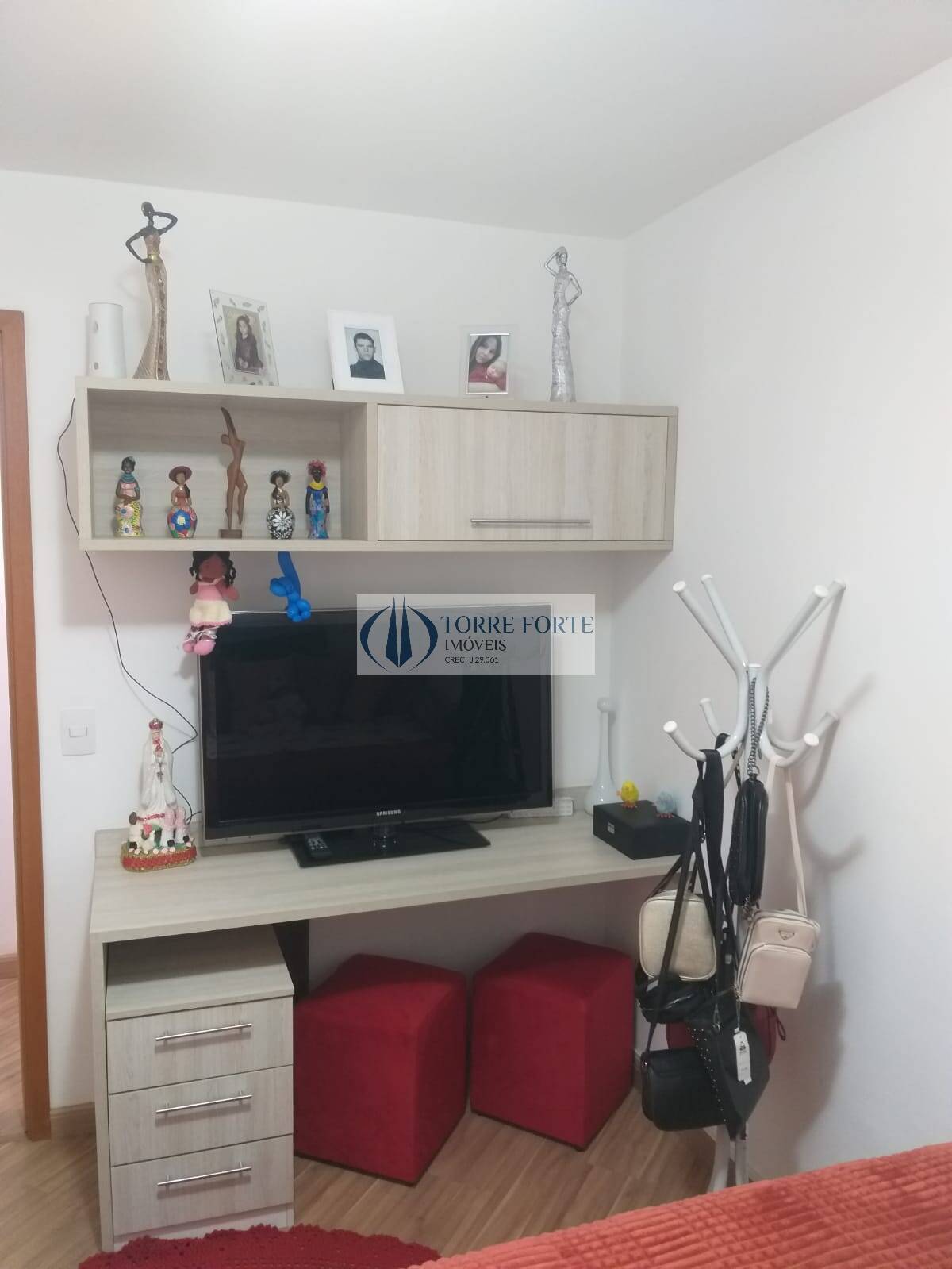 Apartamento à venda com 2 quartos, 55m² - Foto 13