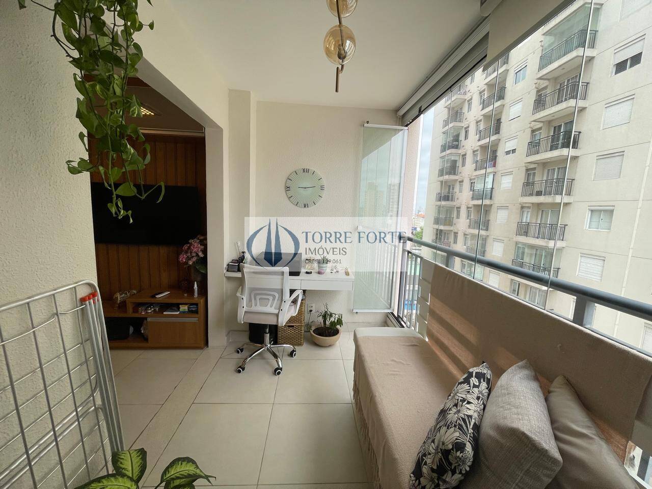 Apartamento à venda com 1 quarto, 42m² - Foto 14