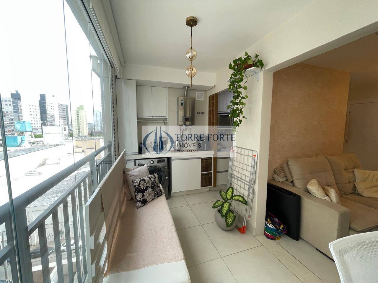 Apartamento à venda com 1 quarto, 42m² - Foto 9