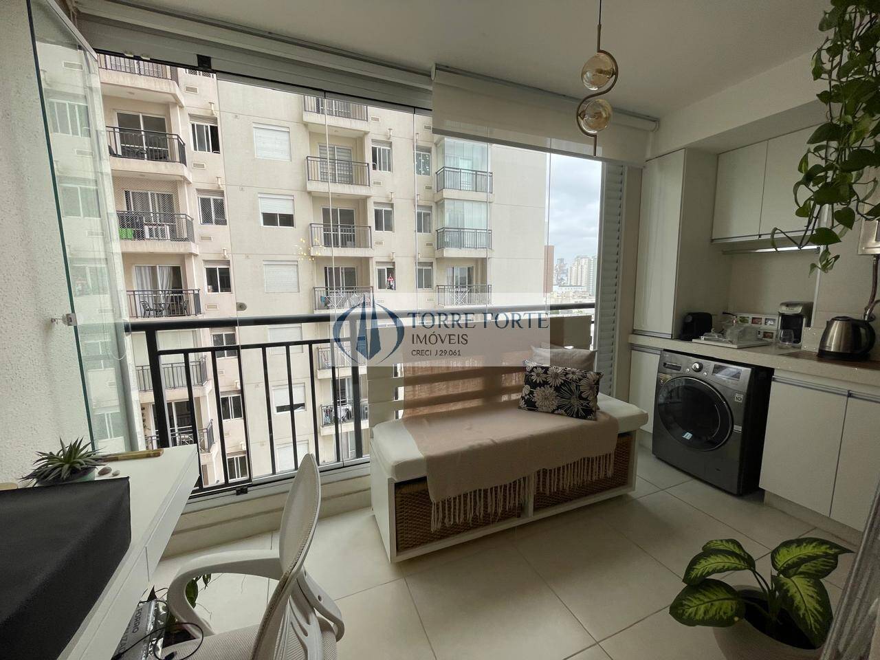 Apartamento à venda com 1 quarto, 42m² - Foto 13