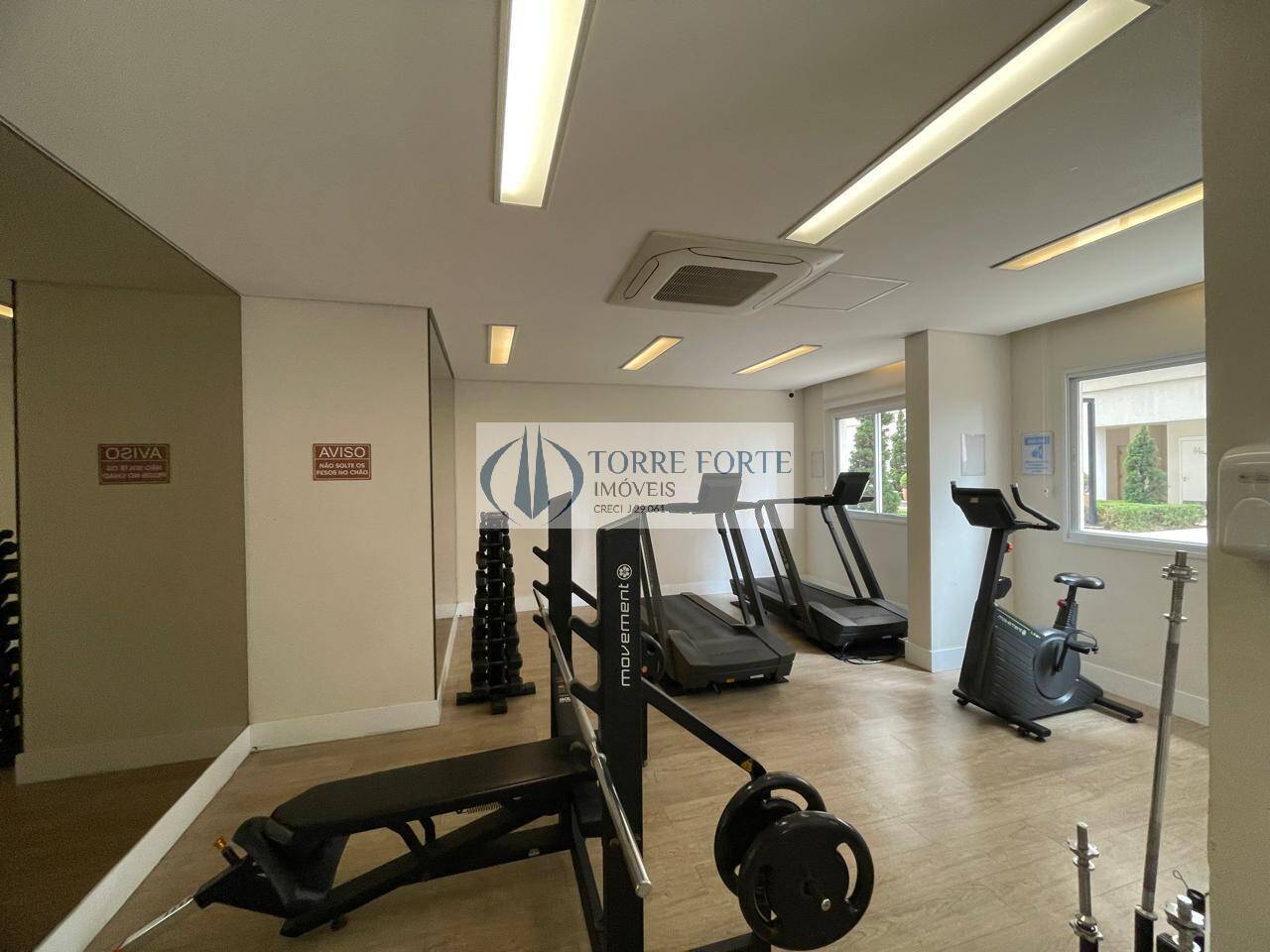 Apartamento à venda com 1 quarto, 42m² - Foto 46