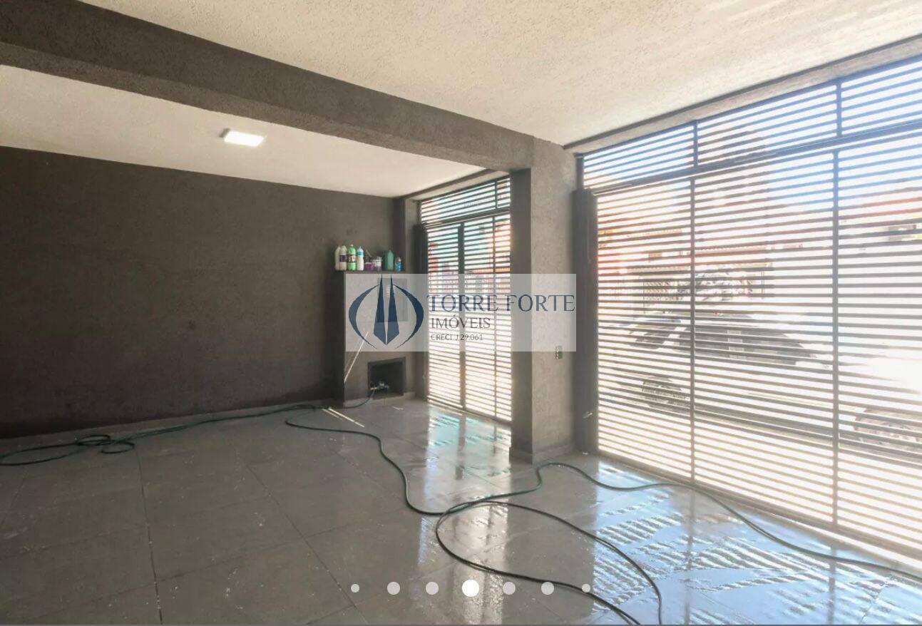 Casa à venda com 3 quartos, 216m² - Foto 6