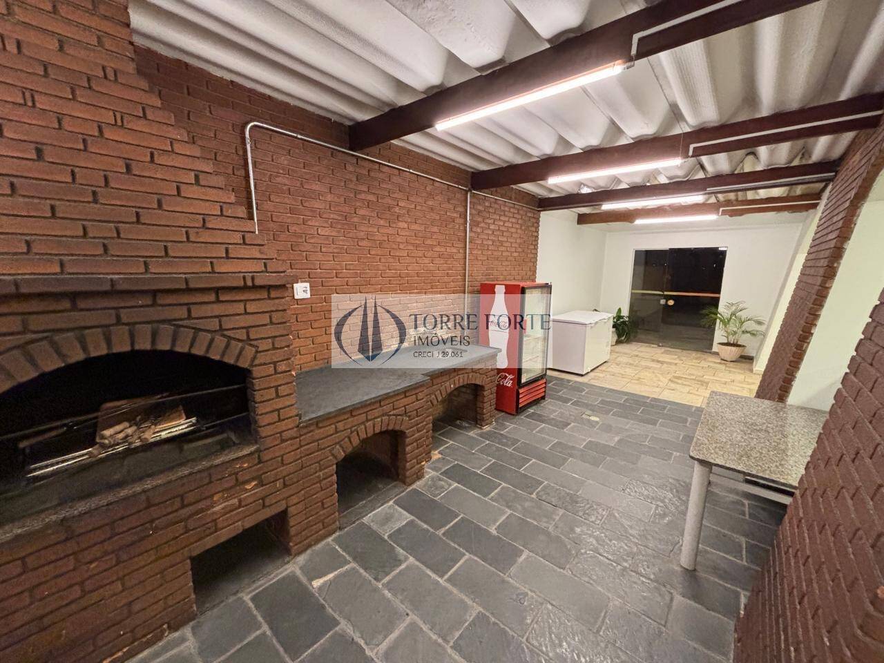 Apartamento à venda com 3 quartos, 60m² - Foto 19