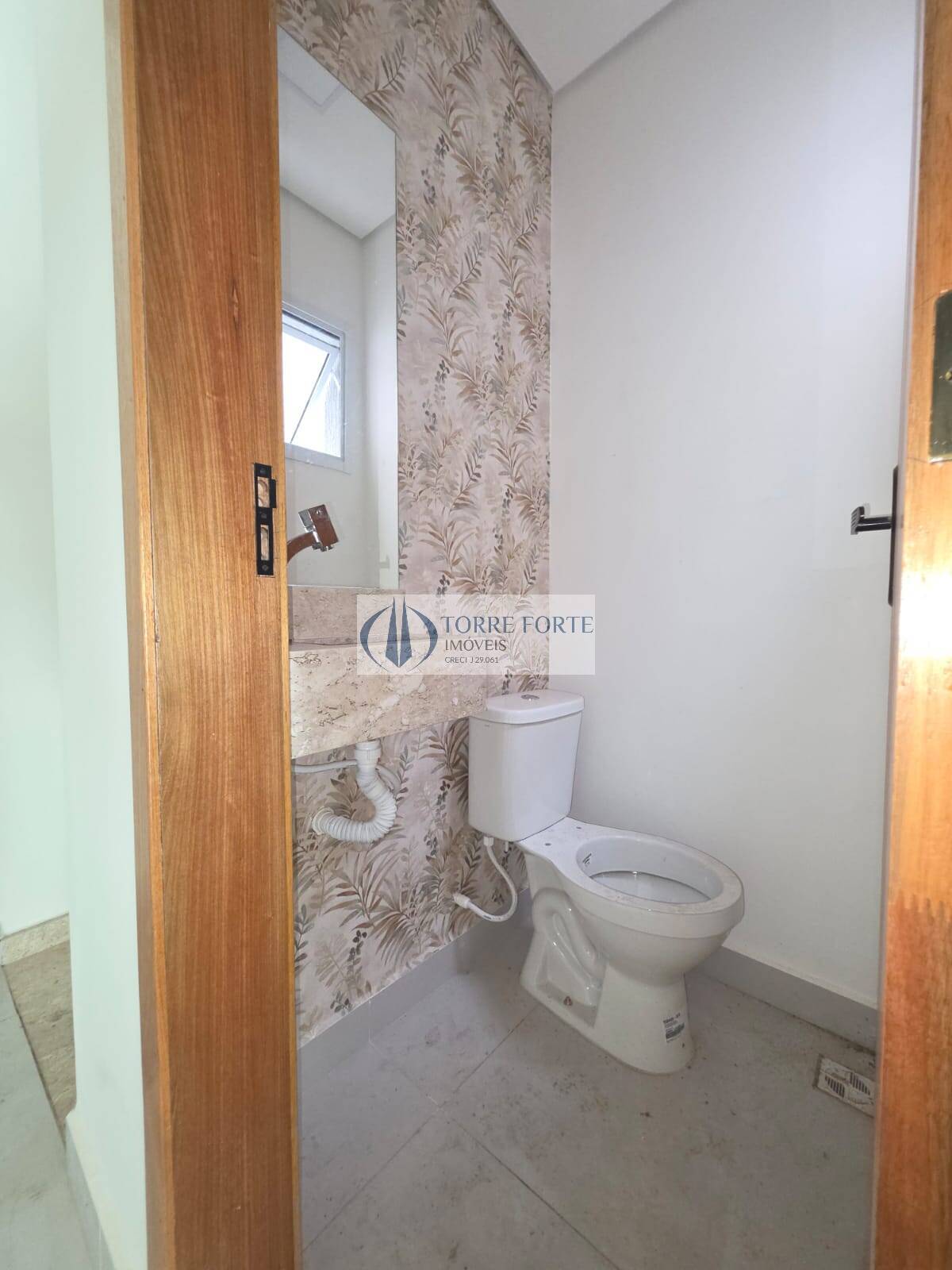 Casa à venda com 3 quartos, 140m² - Foto 4
