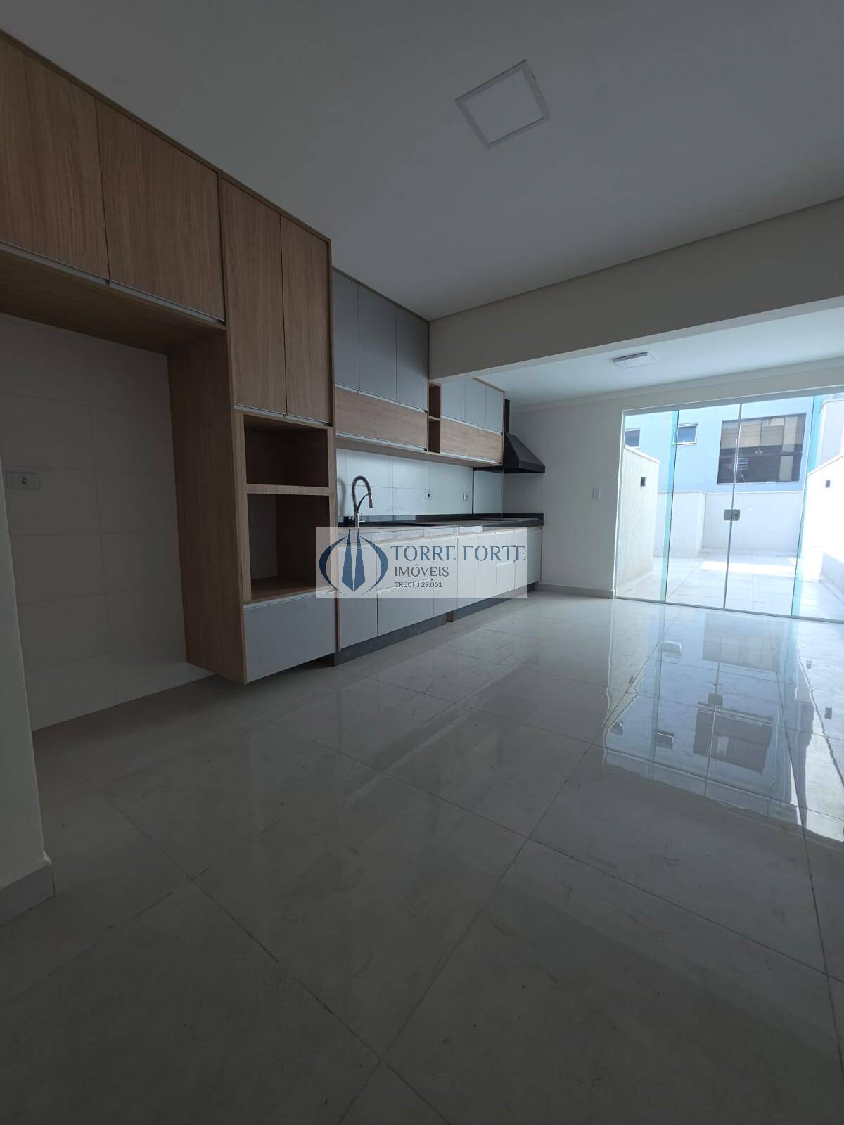 Casa à venda com 3 quartos, 140m² - Foto 5