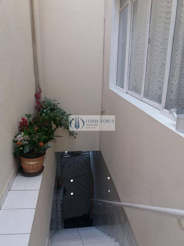 Casa à venda com 2 quartos, 150m² - Foto 6