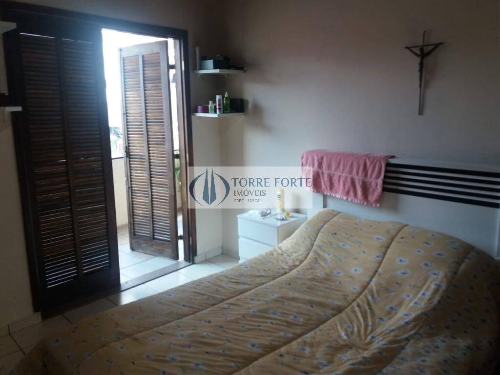 Casa à venda com 2 quartos, 150m² - Foto 10