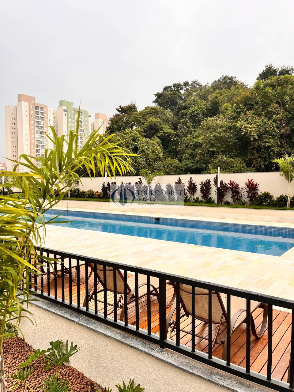 Apartamento à venda com 3 quartos, 95m² - Foto 3